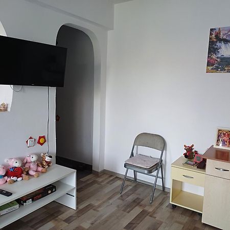 Stef&Cris Central Apartment Constanta Exterior photo